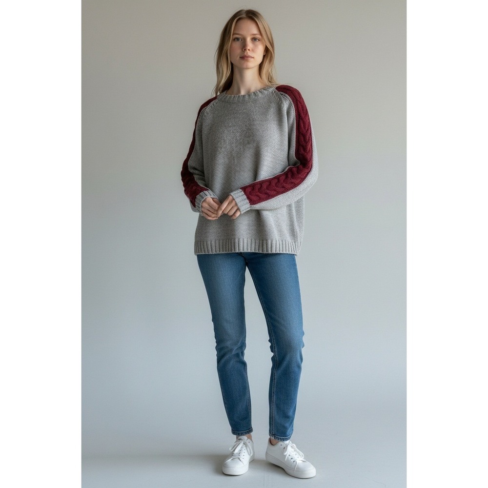 Vivante by VSA Knit Crew Neck Sweater Gray/Red Women's‎ Small Classic Comfy NWT